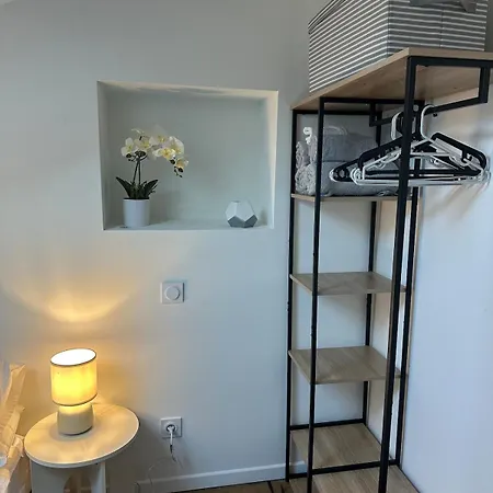 Stunning Centre 3-bed Appartamento Narbona