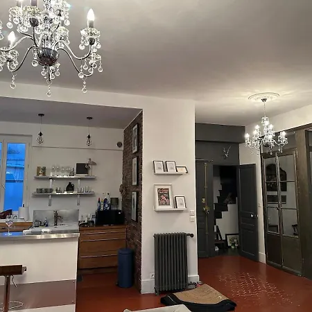 Stunning Centre 3-bed Lejlighed